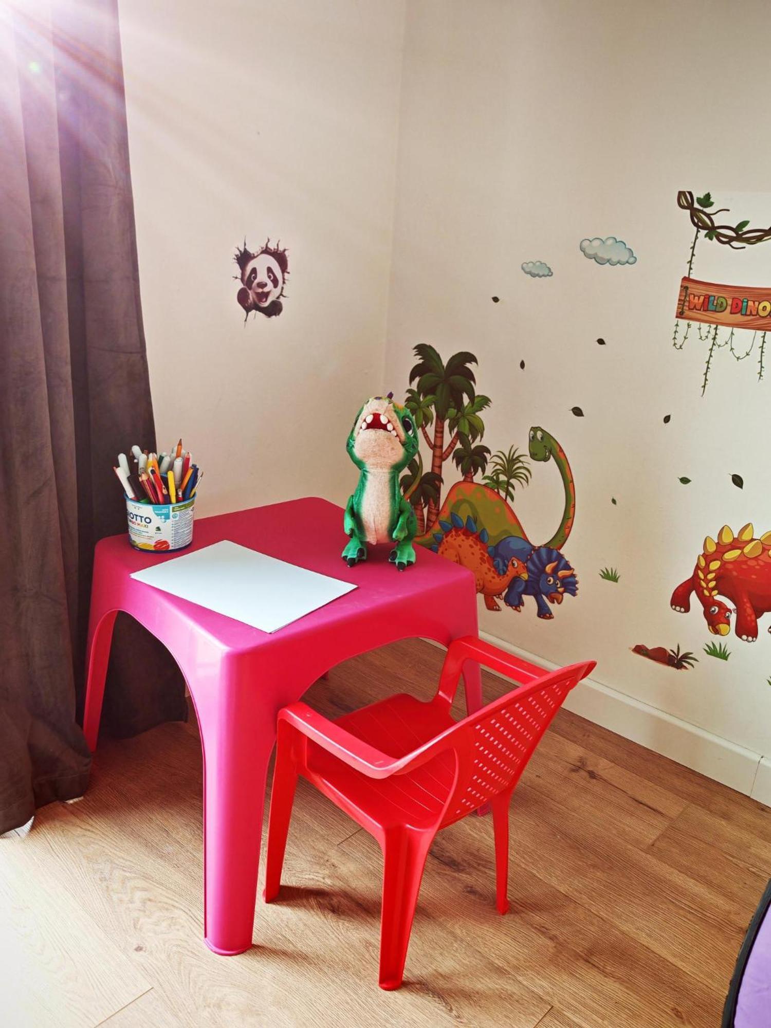 "Bjonda" 200M2 On Two Floors - Game Room, Hot Tub And Kids Zone -Three Large Balconies On Each Floor มลินี ภายนอก รูปภาพ